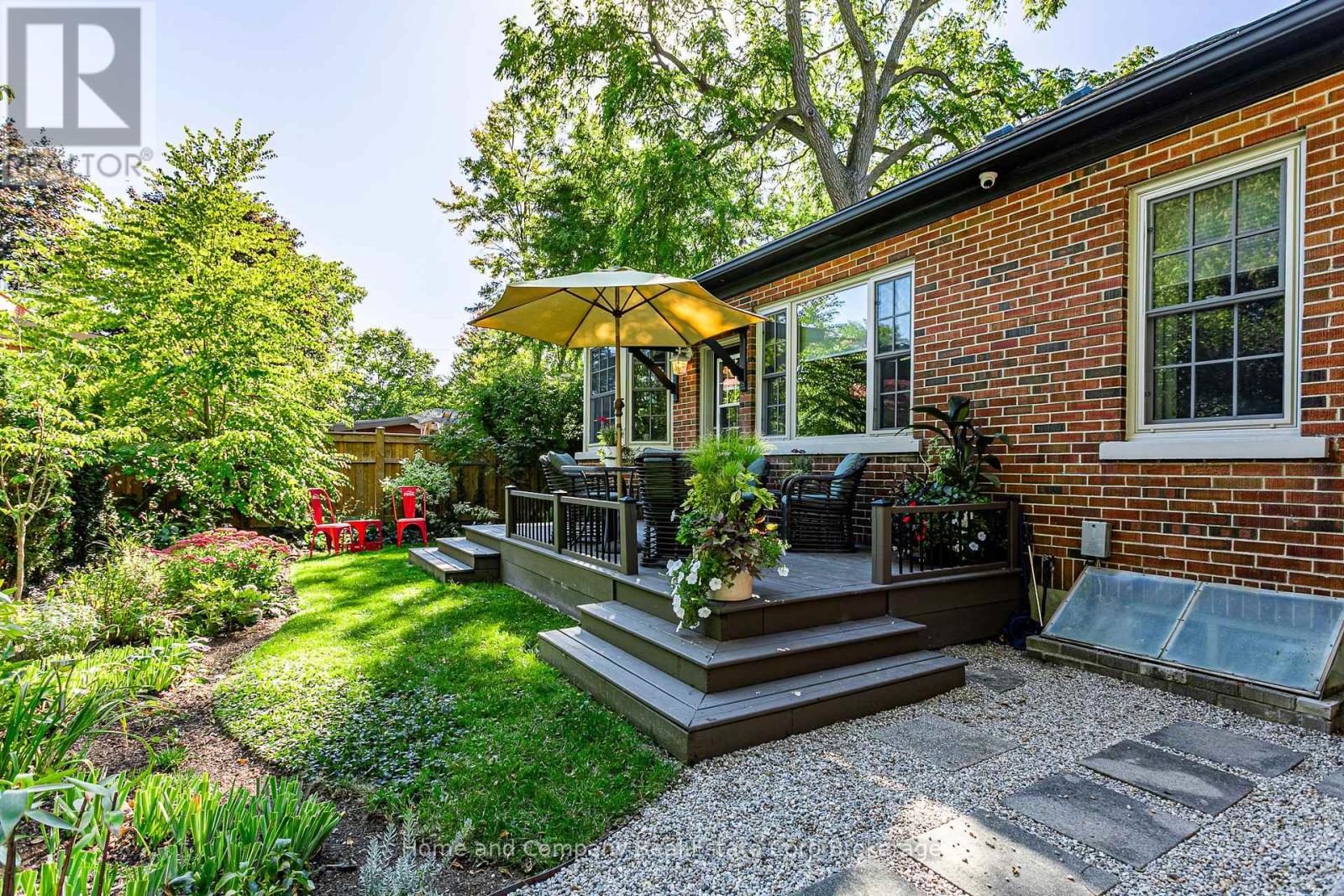111 Queen Street, Stratford, Ontario  N5A 4N2 - Photo 30 - X12446935