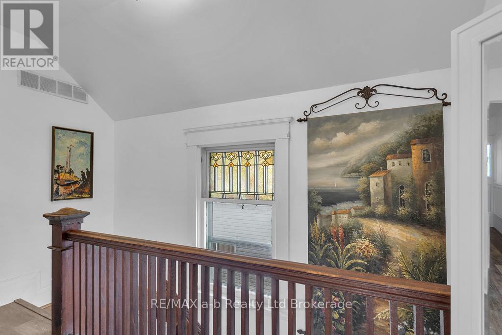 115 Winniett Street, Brant, Ontario  N3T 1N1 - Photo 23 - X12446911
