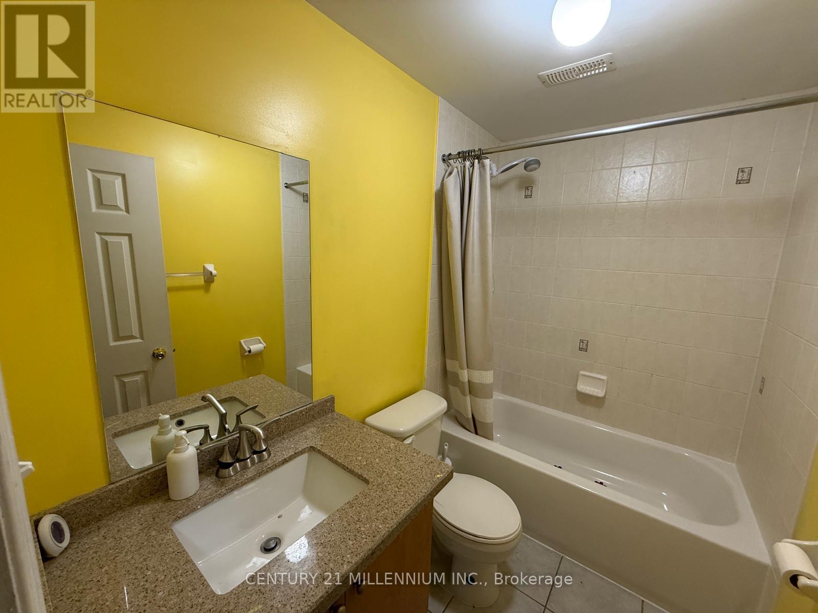 Bsmt - 26 Abbotsbury Drive, Brampton, Ontario  L6X 0S3 - Photo 7 - W12446703