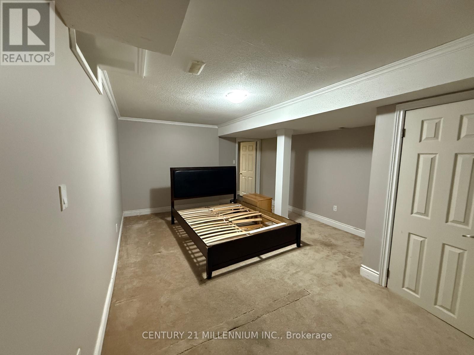 Bsmt - 26 Abbotsbury Drive, Brampton, Ontario  L6X 0S3 - Photo 8 - W12446703