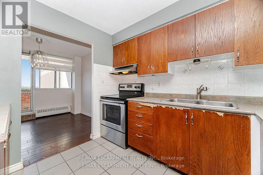 707 - 2301 Derry Road W, Mississauga, Ontario  L5N 2R4 - Photo 15 - W12446724
