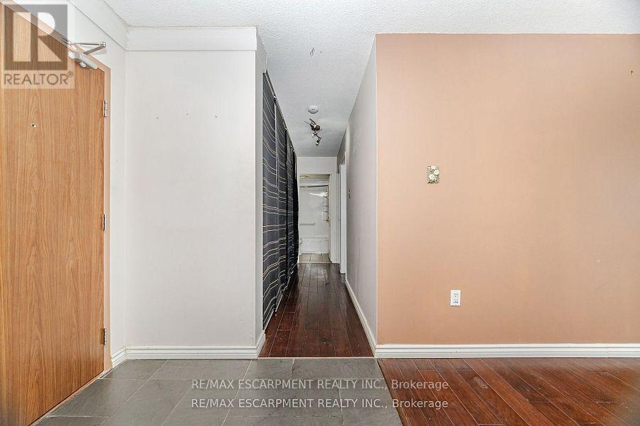 707 - 2301 Derry Road W, Mississauga, Ontario  L5N 2R4 - Photo 19 - W12446724