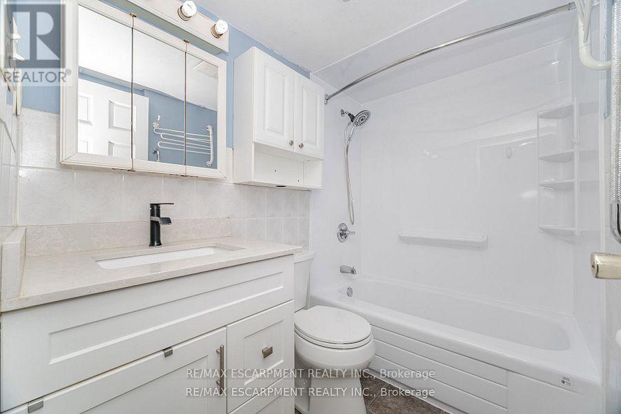 707 - 2301 Derry Road W, Mississauga, Ontario  L5N 2R4 - Photo 25 - W12446724