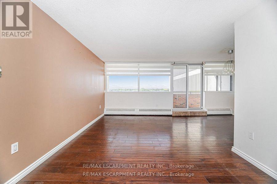 707 - 2301 Derry Road W, Mississauga, Ontario  L5N 2R4 - Photo 9 - W12446724