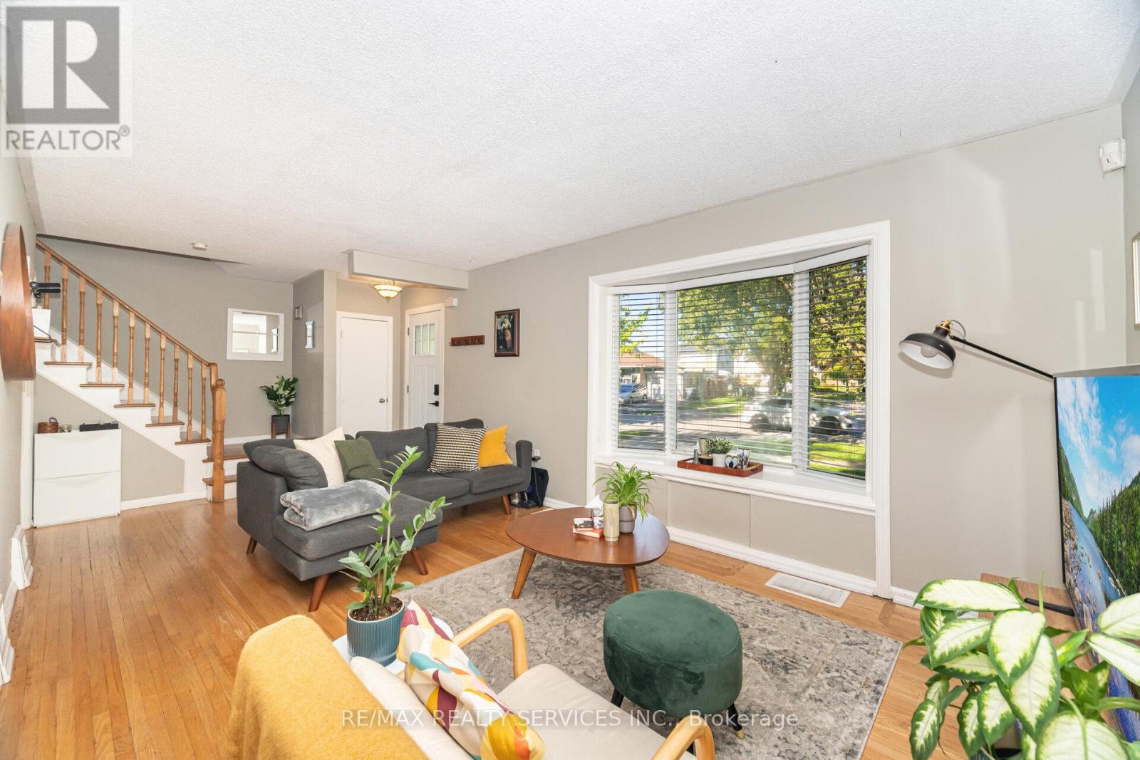 85 Eldomar Avenue, Brampton, Ontario  L6W 1P9 - Photo 10 - W12446735