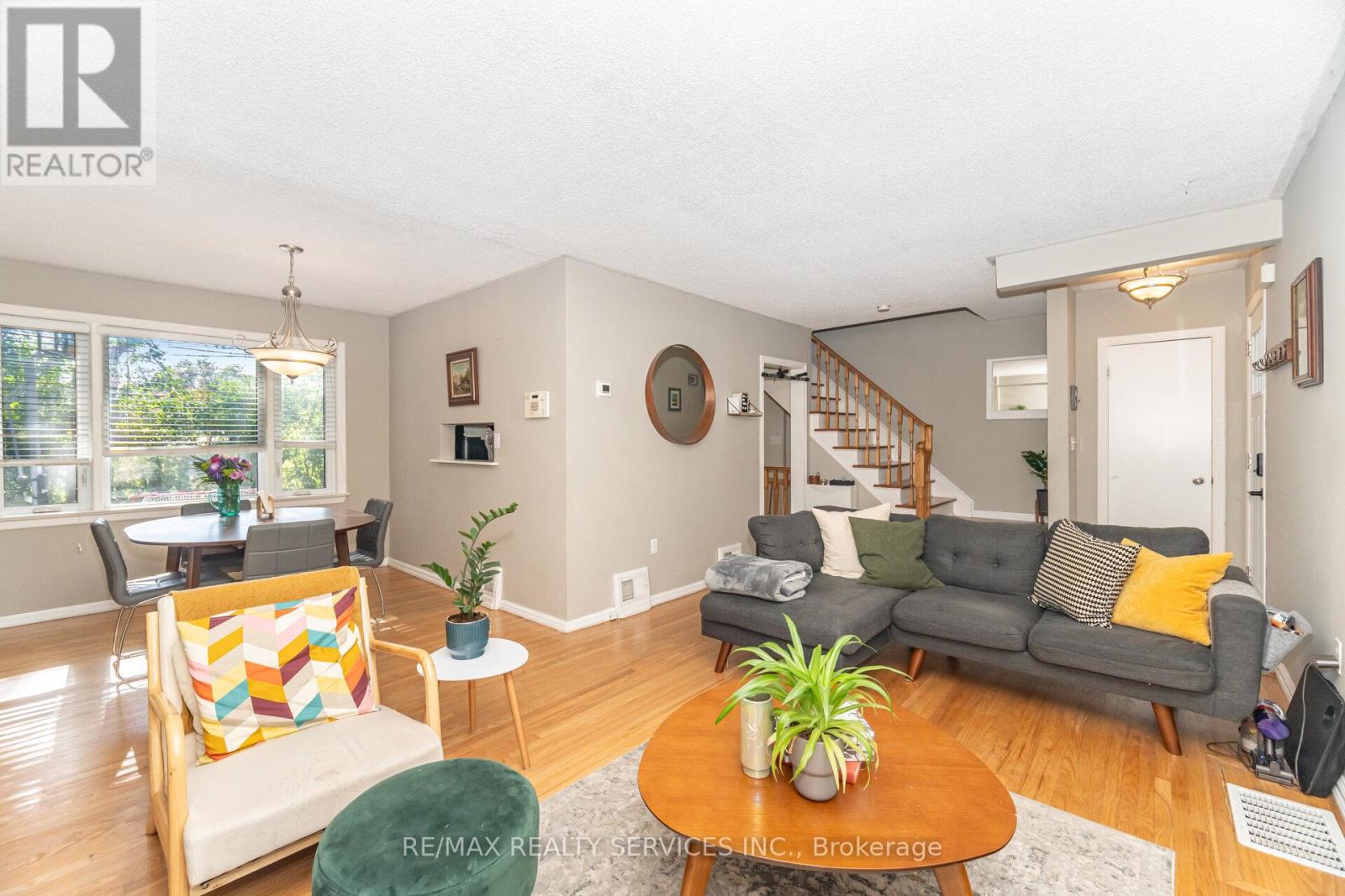 85 Eldomar Avenue, Brampton, Ontario  L6W 1P9 - Photo 12 - W12446735