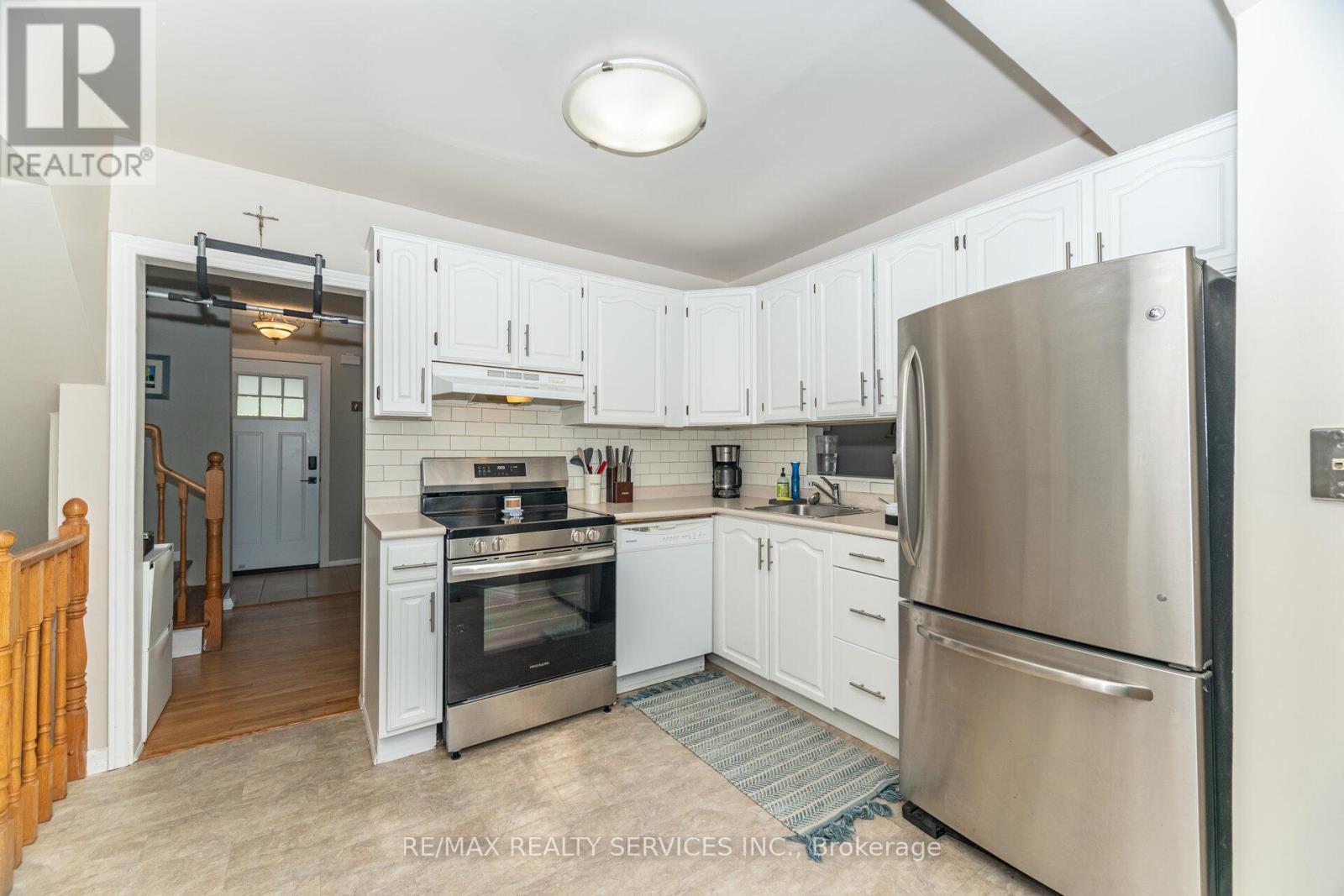 85 Eldomar Avenue, Brampton, Ontario  L6W 1P9 - Photo 15 - W12446735