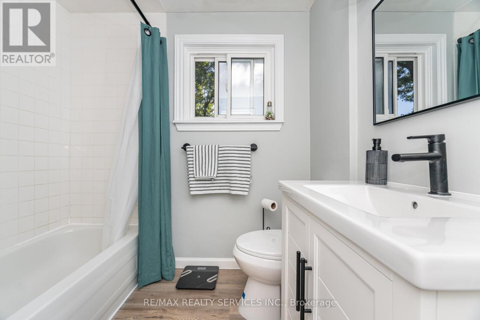 85 Eldomar Avenue, Brampton, Ontario  L6W 1P9 - Photo 26 - W12446735