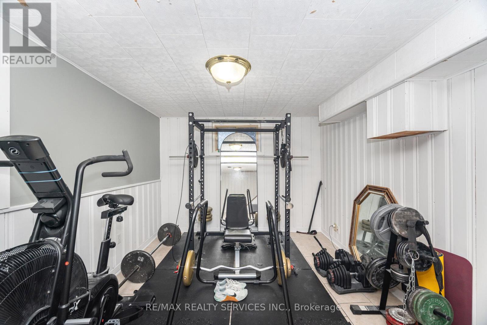 85 Eldomar Avenue, Brampton, Ontario  L6W 1P9 - Photo 31 - W12446735