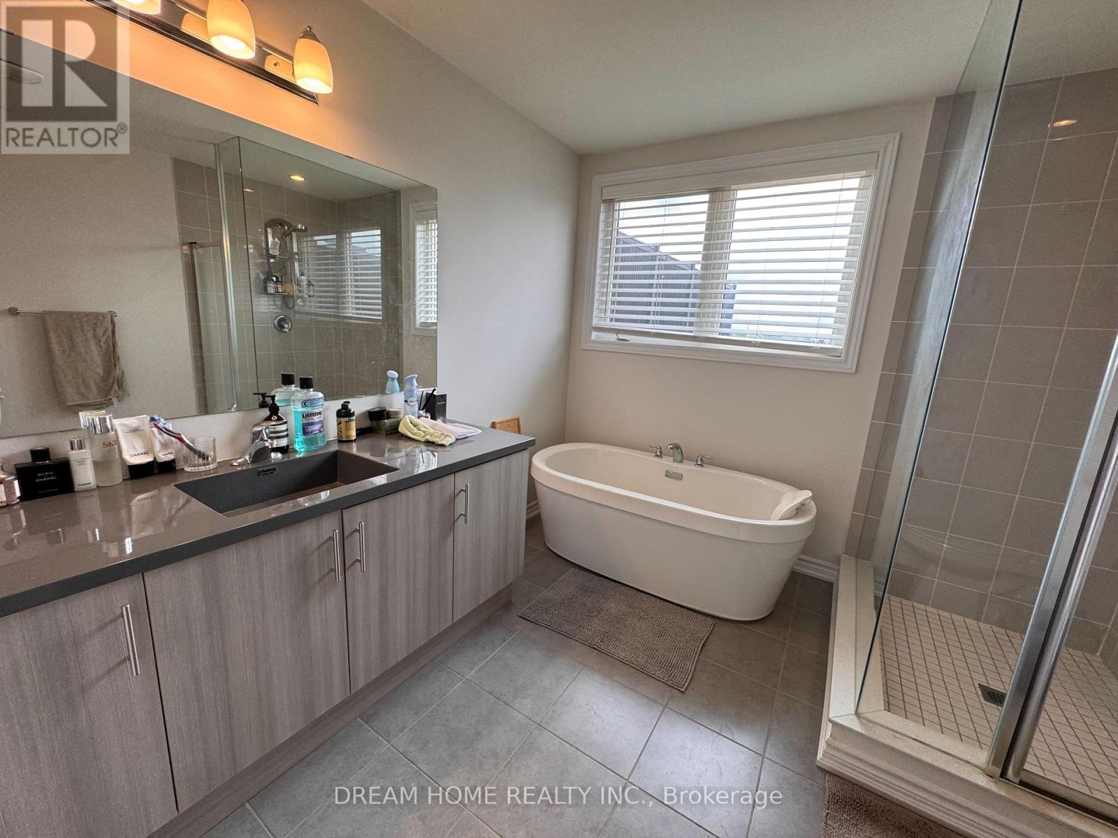 3048 Cascade Common, Oakville, Ontario  L6H 7E3 - Photo 18 - W12446750