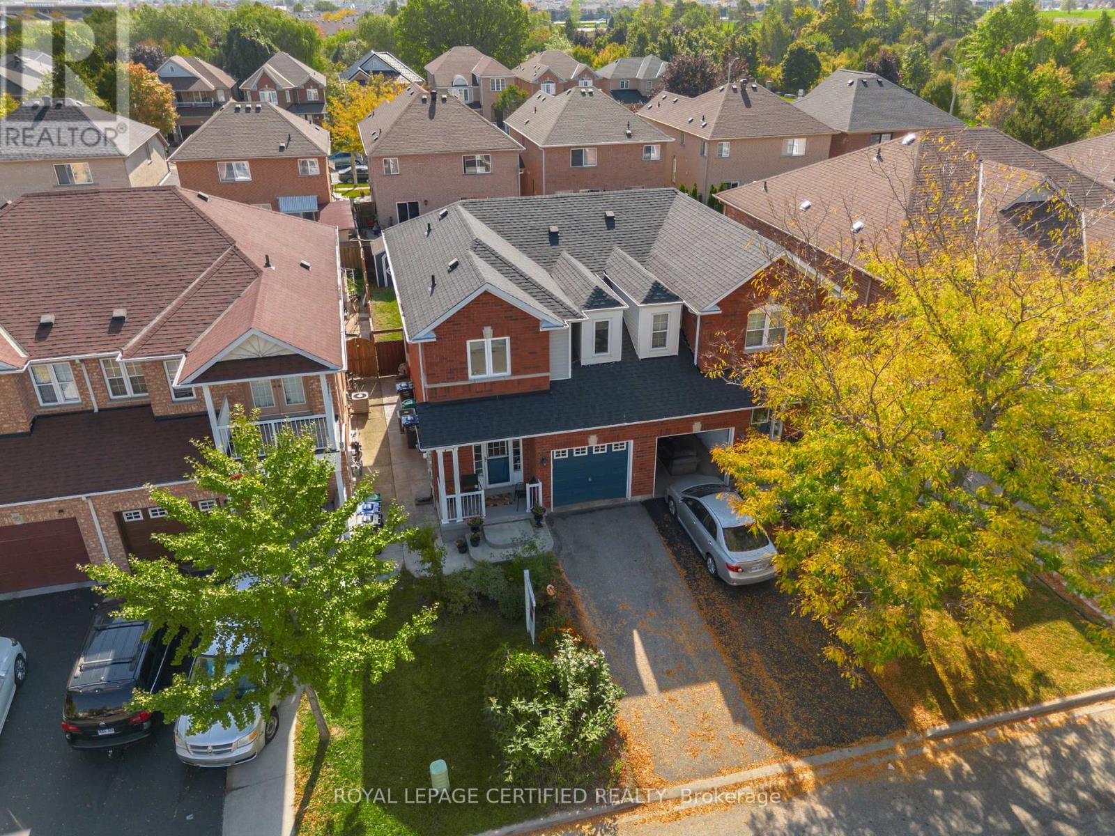 11 Briarcroft Road, Brampton, Ontario  L7A 1X6 - Photo 3 - W12446751