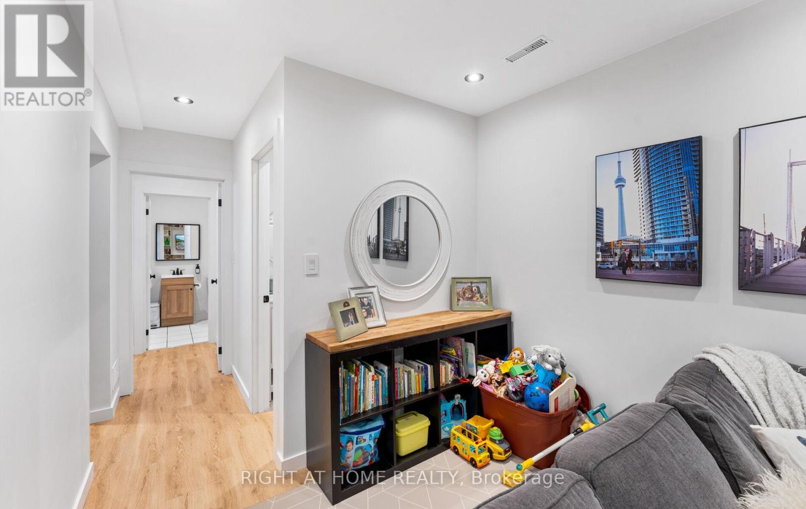 111 Fourth Street, Toronto, Ontario  M8V 2Y6 - Photo 17 - W12446754