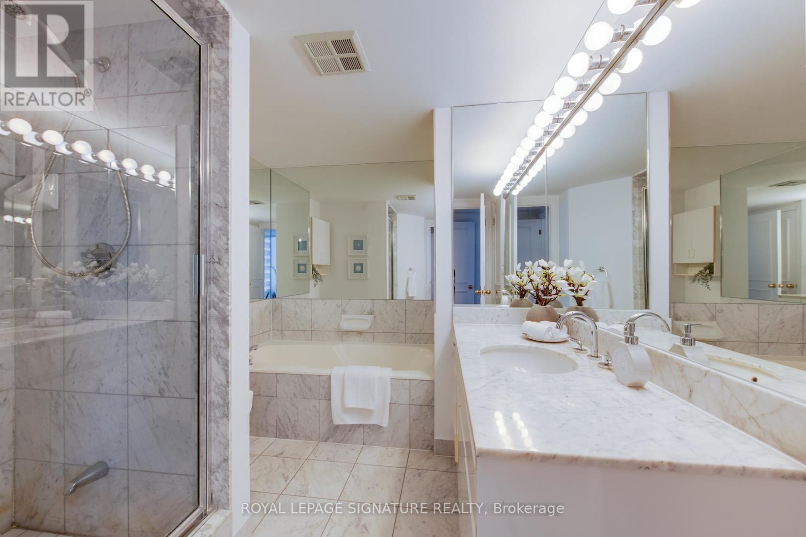 2108 - 1 Palace Pier Court, Toronto, Ontario  M8V 3W9 - Photo 13 - W12446786