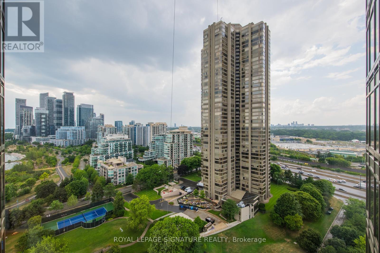 2108 - 1 Palace Pier Court, Toronto, Ontario  M8V 3W9 - Photo 24 - W12446786