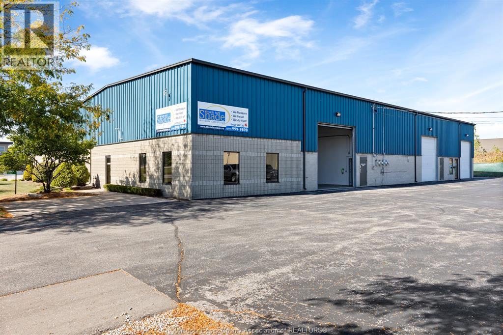 MLS# 25025356: 492 BLANCHARD PARK Unit# 1, Lakeshore, Canada