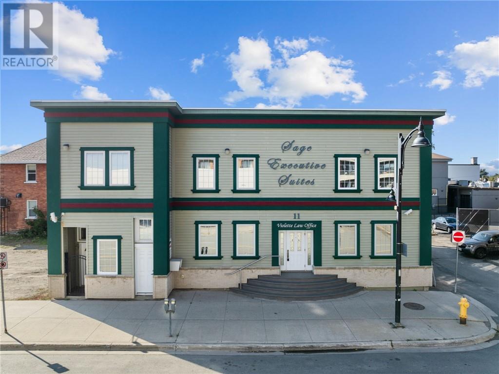 11 Elgin Street, Sudbury, Ontario  P3C 5B4 - Photo 1 - 2125041
