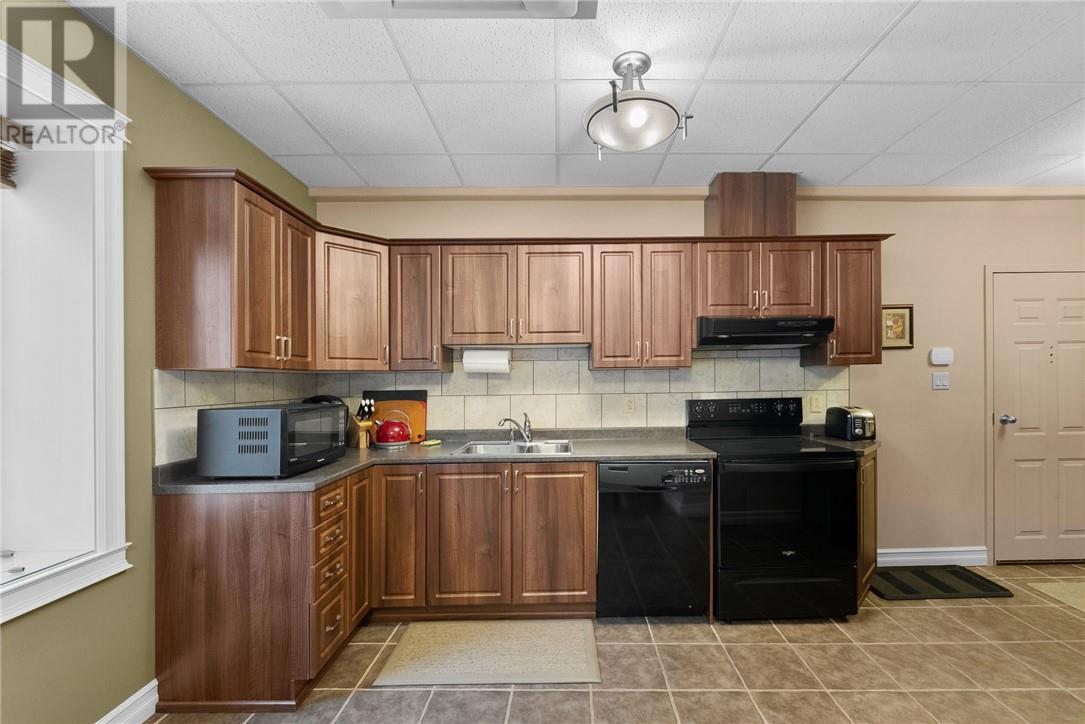 11 Elgin Street, Sudbury, Ontario  P3C 5B4 - Photo 27 - 2125041