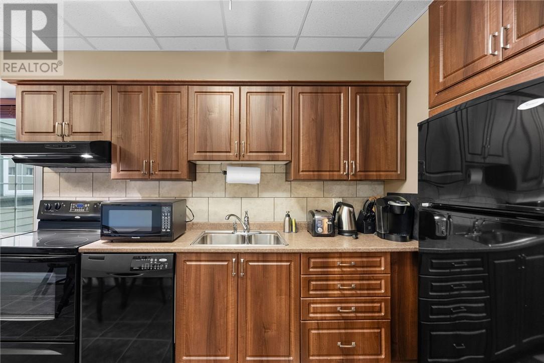 11 Elgin Street, Sudbury, Ontario  P3C 5B4 - Photo 41 - 2125041