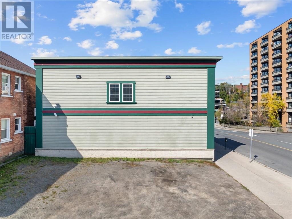 11 Elgin Street, Sudbury, Ontario  P3C 5B4 - Photo 4 - 2125041
