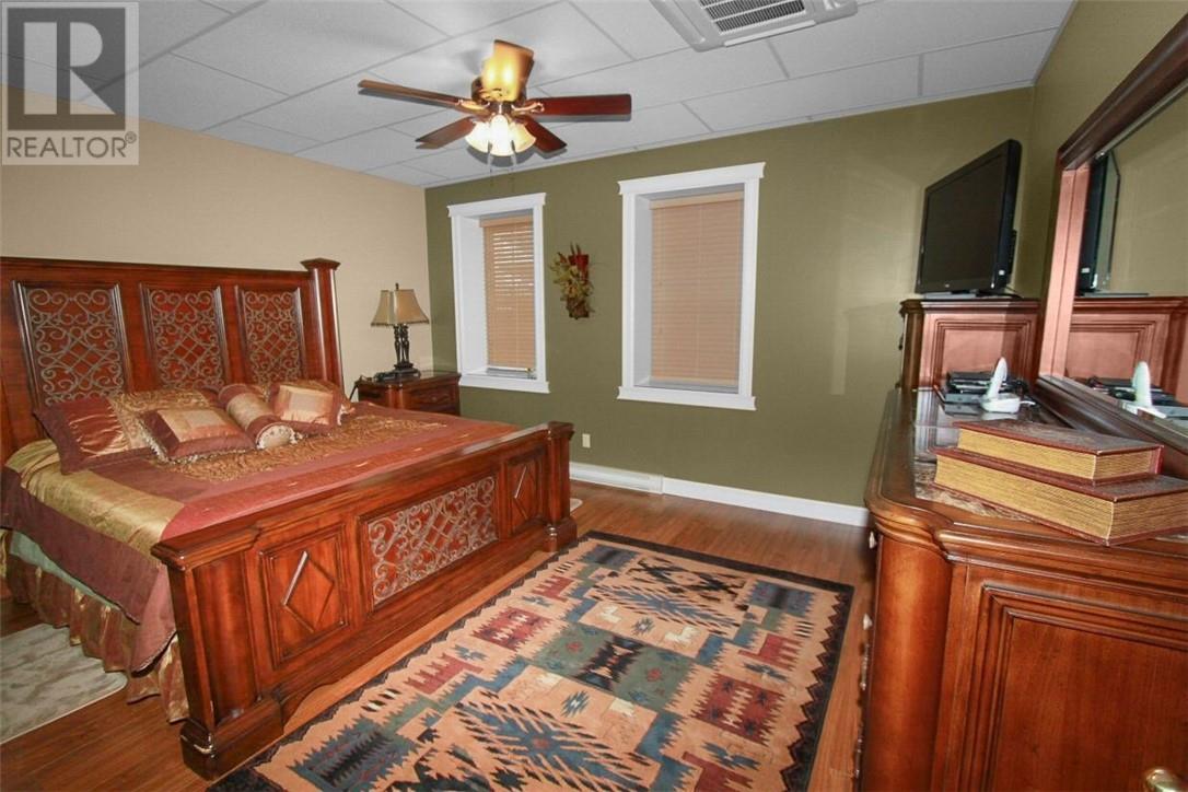 11 Elgin Street, Sudbury, Ontario  P3C 5B4 - Photo 63 - 2125041
