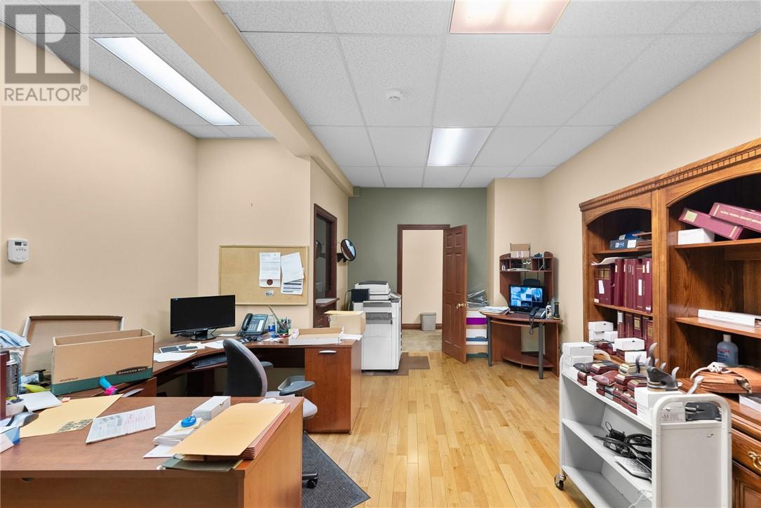 11 Elgin Street, Sudbury, Ontario  P3C 5B4 - Photo 71 - 2125041