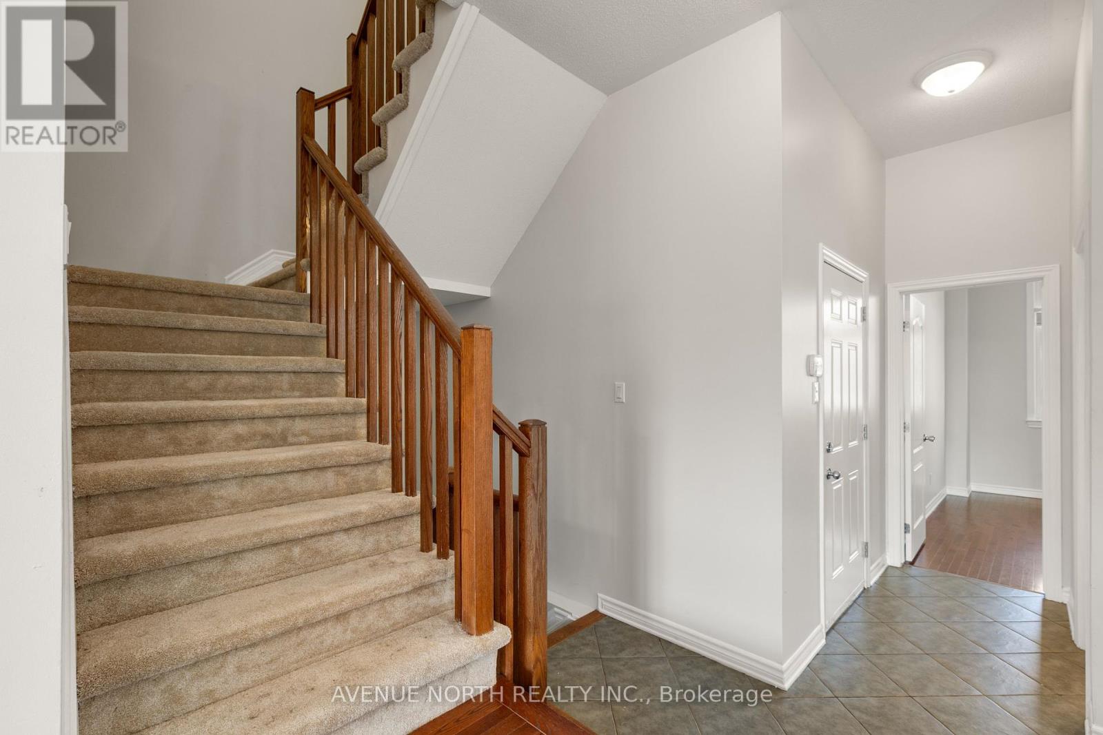 108 Hillman Marsh Way, Ottawa, Ontario  K1T 0B1 - Photo 24 - X12446462