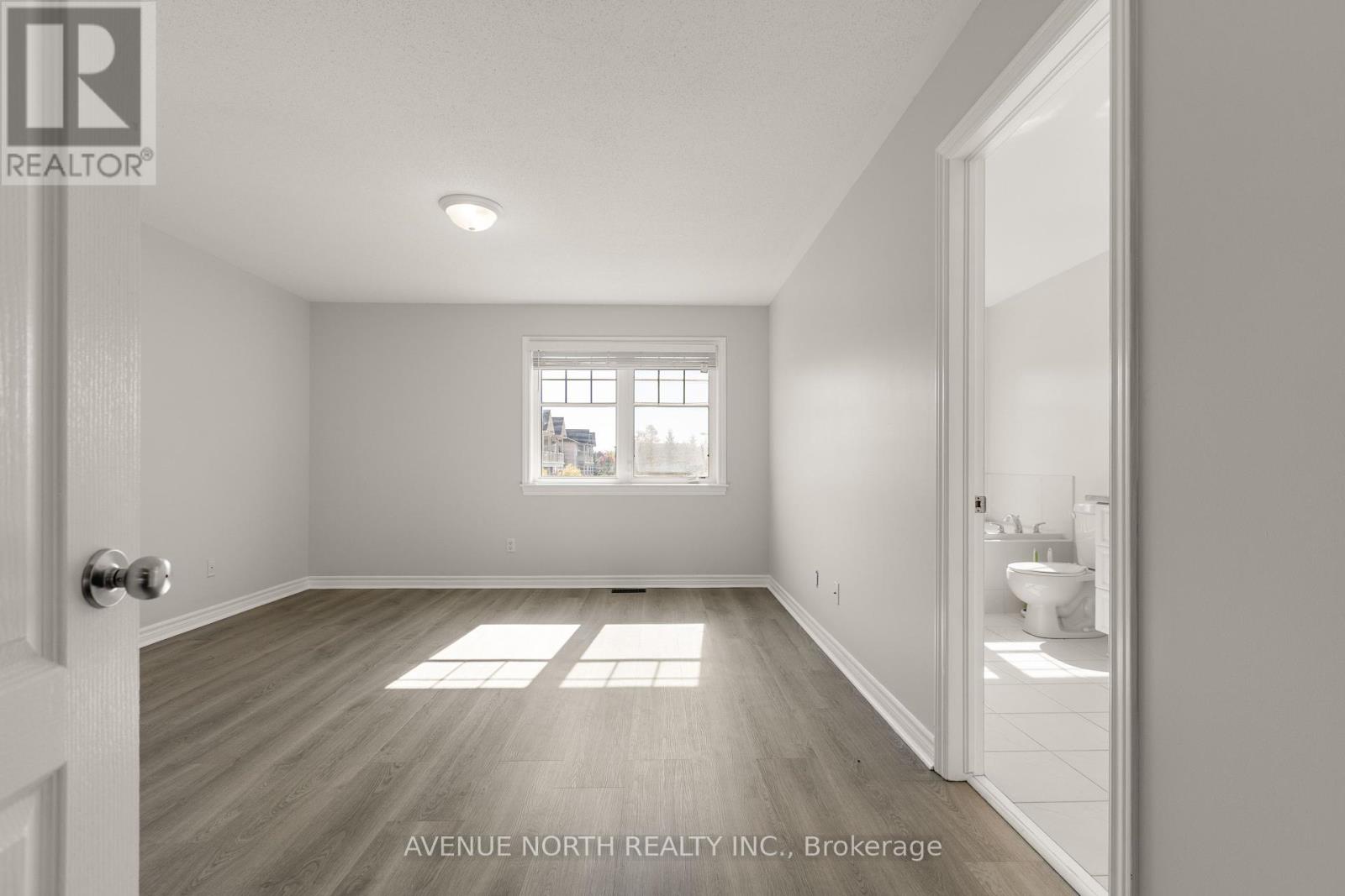 108 Hillman Marsh Way, Ottawa, Ontario  K1T 0B1 - Photo 29 - X12446462
