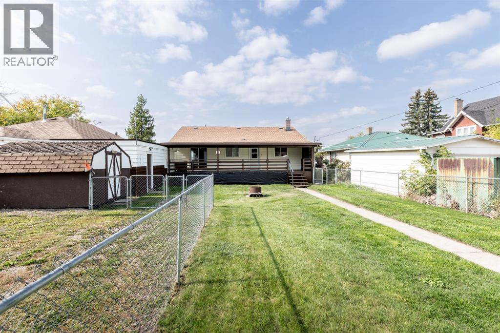 4408 50 Avenue, Innisfail, Alberta  T4G 1M4 - Photo 4 - A2257947
