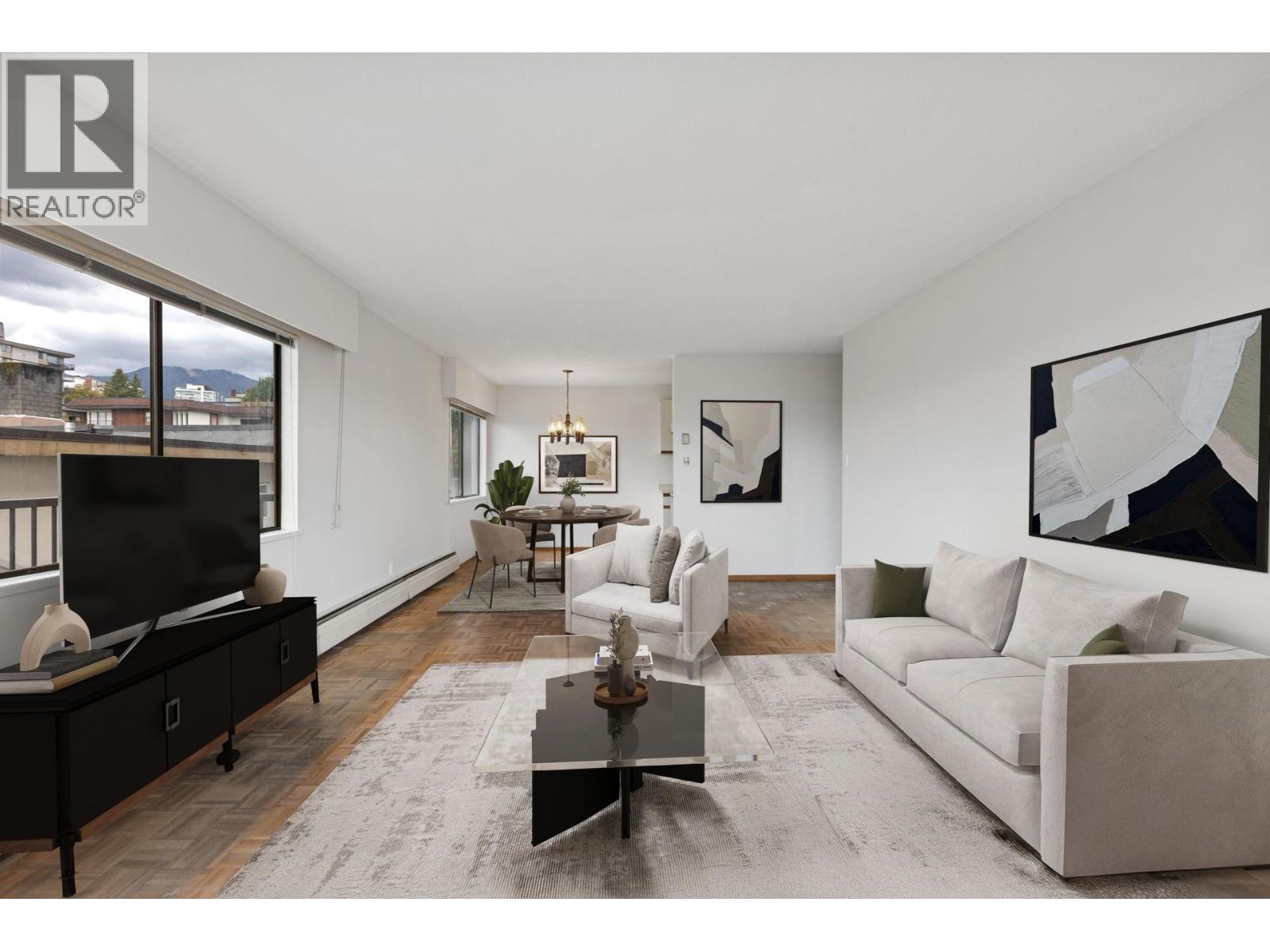 211 155 E 5th Street, North Vancouver, British Columbia  V7L 1L3 - Photo 3 - R3055213