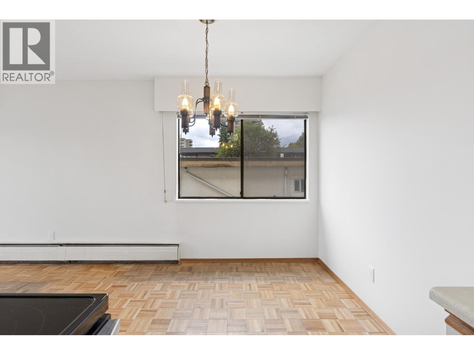 211 155 E 5th Street, North Vancouver, British Columbia  V7L 1L3 - Photo 21 - R3055213