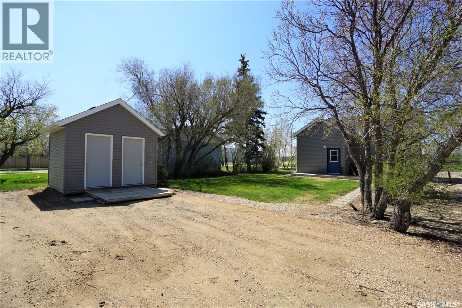 710 Railway Avenue, Milestone, Saskatchewan  S0G 3L0 - Photo 31 - SK020181