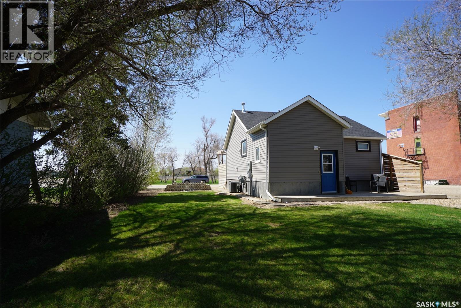 710 Railway Avenue, Milestone, Saskatchewan  S0G 3L0 - Photo 33 - SK020181