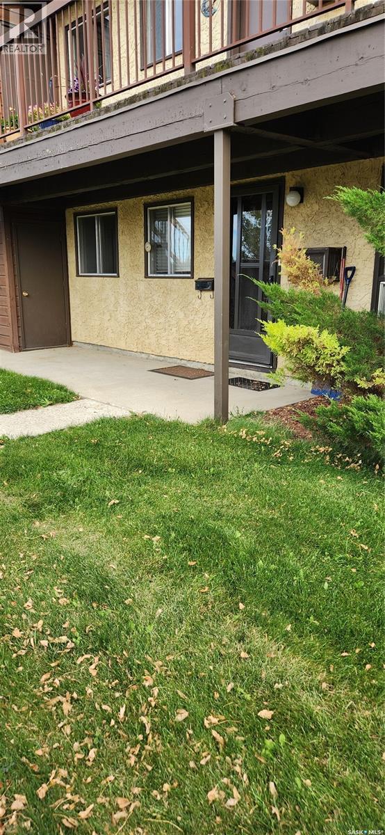 102-A 1350 Gordon Road, Moose Jaw, Saskatchewan  S6H 7K9 - Photo 1 - SK020126