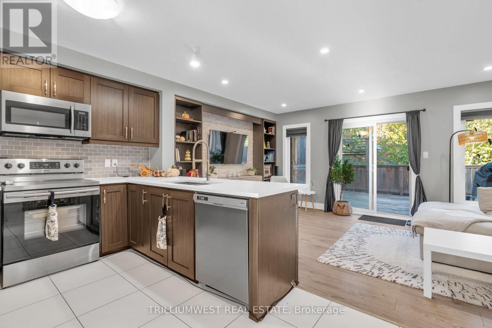 49 Meadowridge Street, Kitchener, Ontario  N2P 0E2 - Photo 10 - X12446719