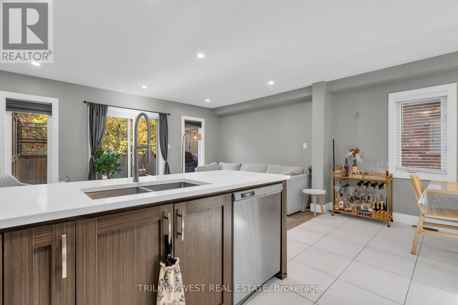49 Meadowridge Street, Kitchener, Ontario  N2P 0E2 - Photo 13 - X12446719