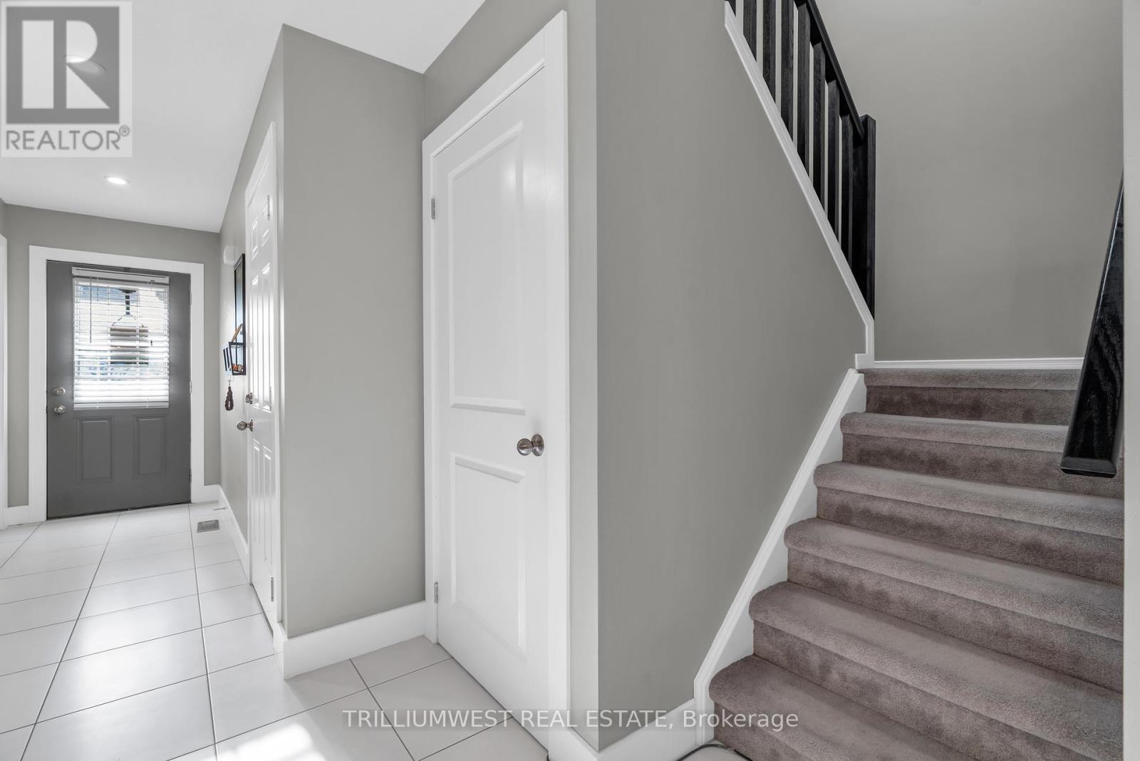 49 Meadowridge Street, Kitchener, Ontario  N2P 0E2 - Photo 17 - X12446719