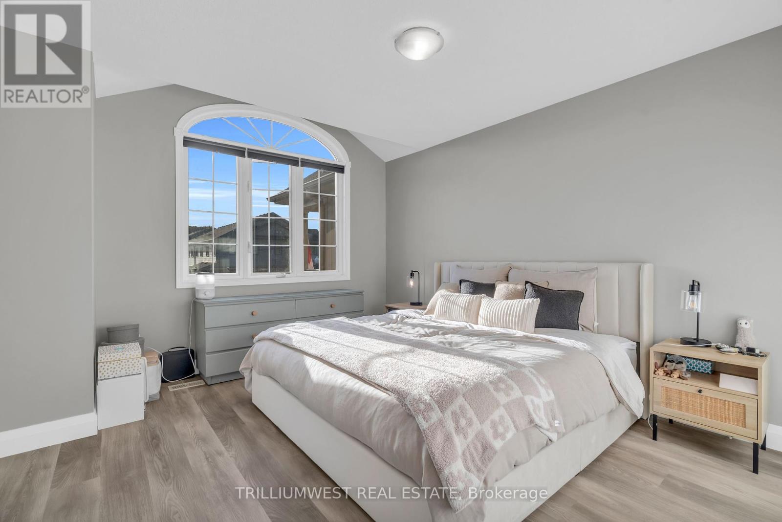 49 Meadowridge Street, Kitchener, Ontario  N2P 0E2 - Photo 19 - X12446719