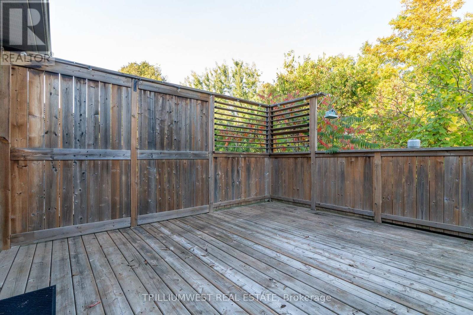 49 Meadowridge Street, Kitchener, Ontario  N2P 0E2 - Photo 35 - X12446719