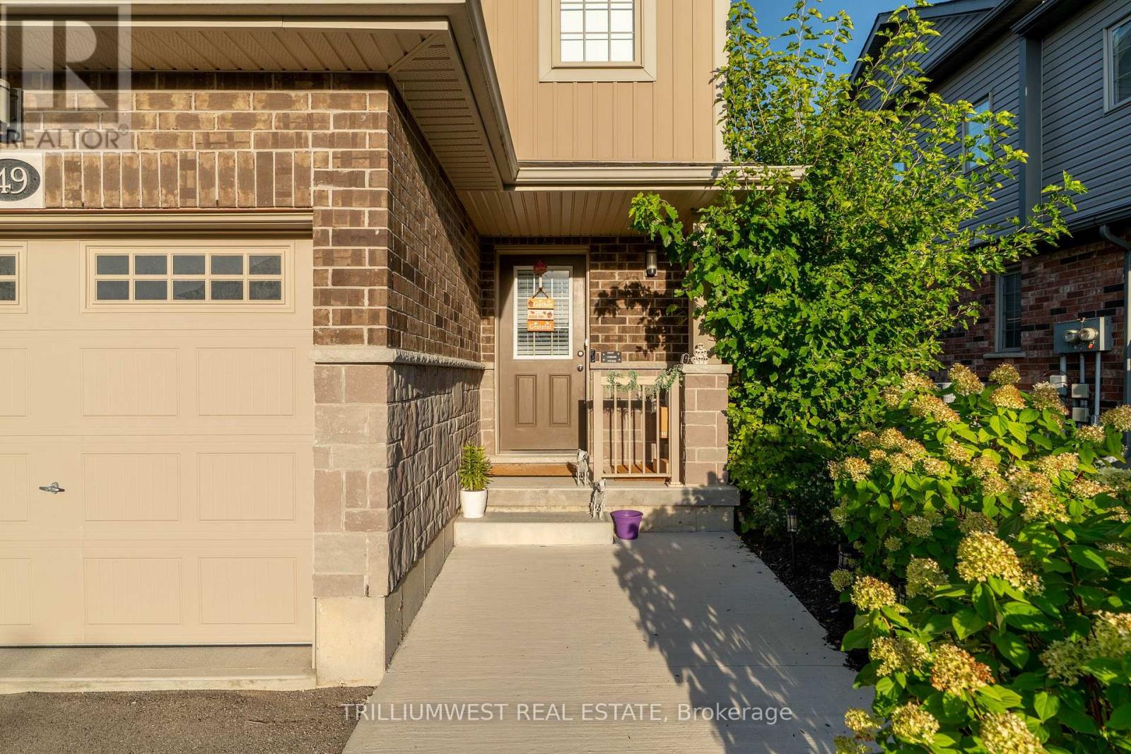 49 Meadowridge Street, Kitchener, Ontario  N2P 0E2 - Photo 6 - X12446719