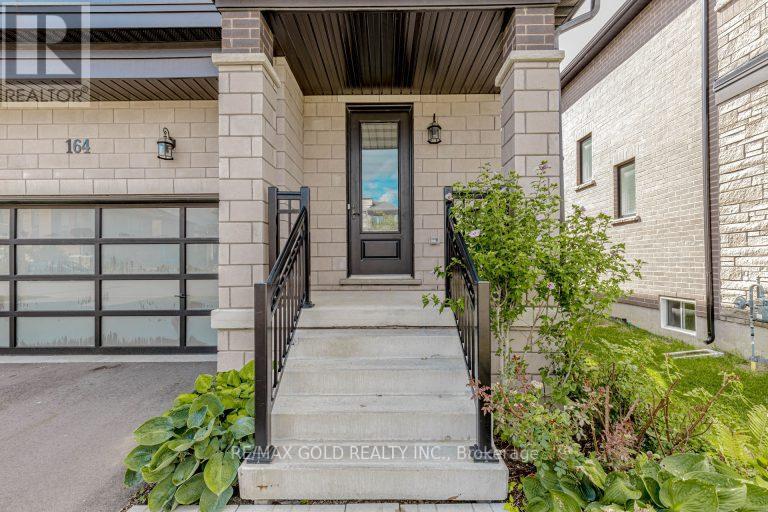 164 Silverwood Crescent, Woodstock, Ontario  N4T 0M6 - Photo 3 - X12446720