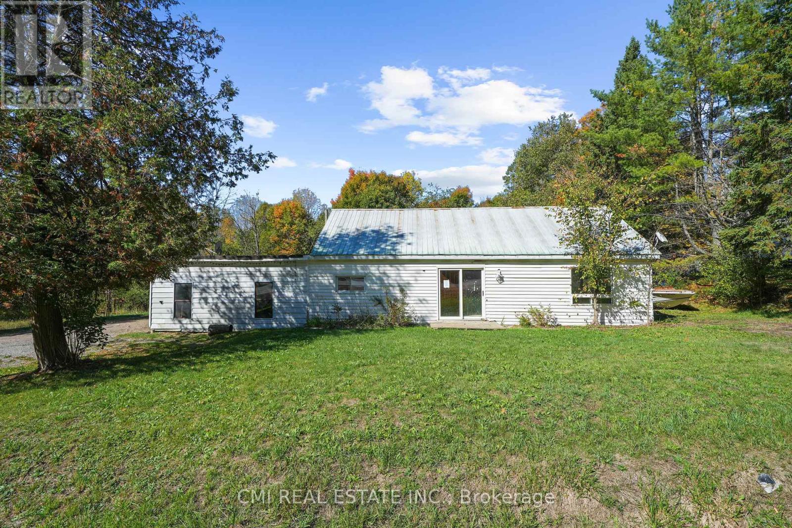 1093 South Lake Road, Minden Hills, Ontario  K0M 2K0 - Photo 32 - X12446722