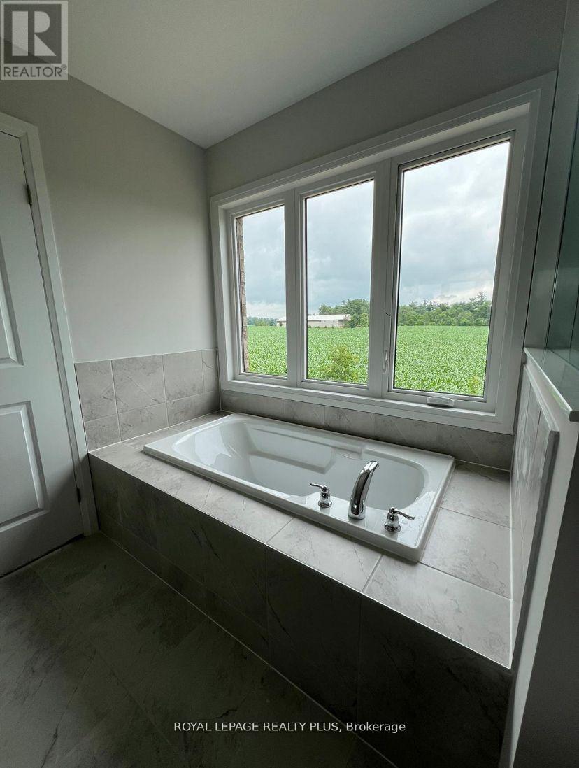249 Leslie Davis Street, North Dumfries, Ontario  N0B 1E0 - Photo 32 - X12446743