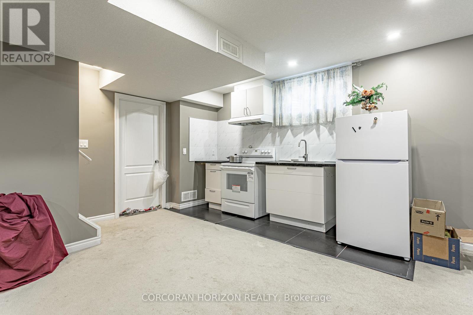 13 Ridgewood Court, Woodstock, Ontario  N4T 0E5 - Photo 20 - X12446771