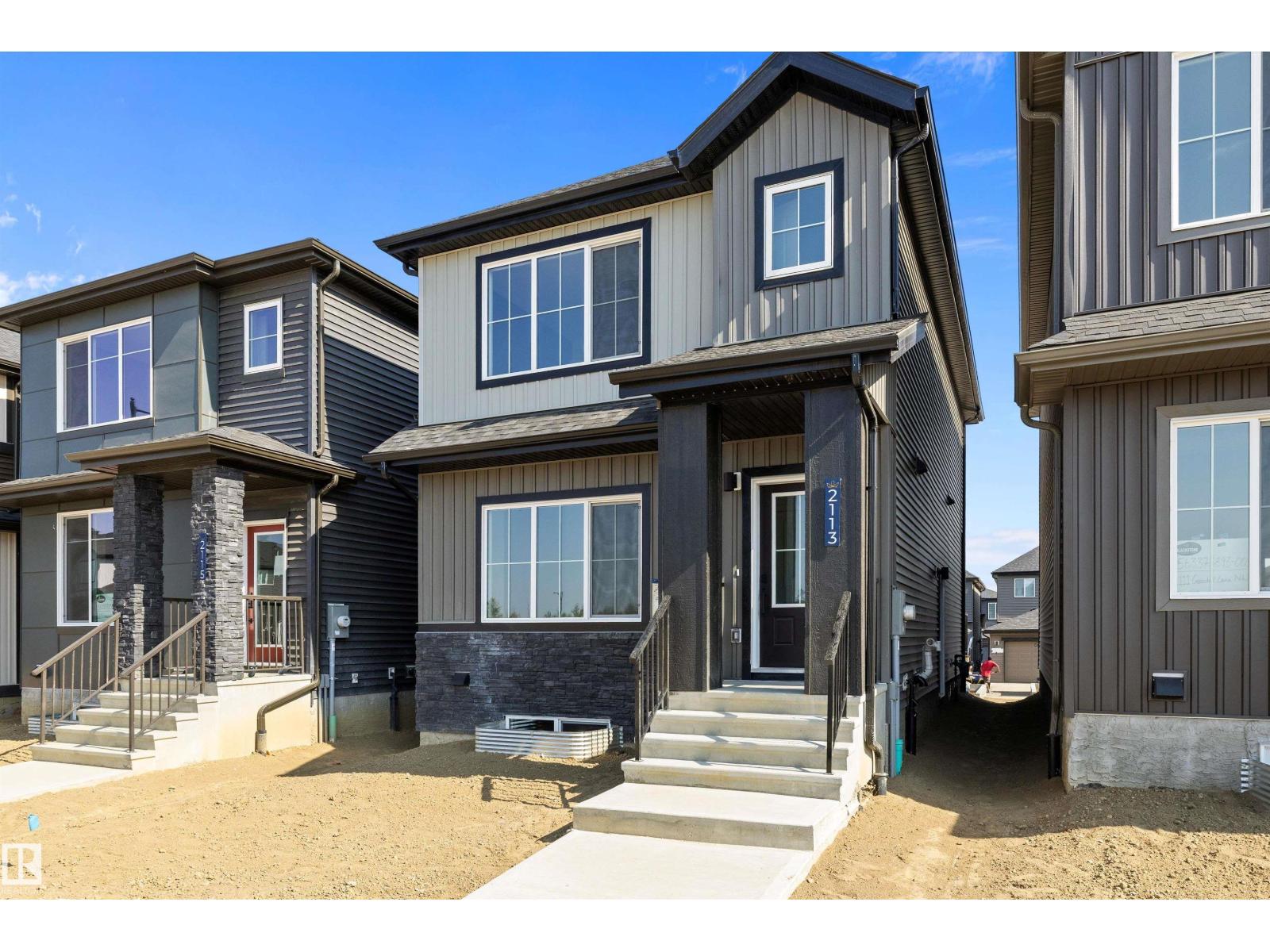 2113 Crossbill Ln Nw, Edmonton, Alberta  T5S 0W3 - Photo 2 - E4460996