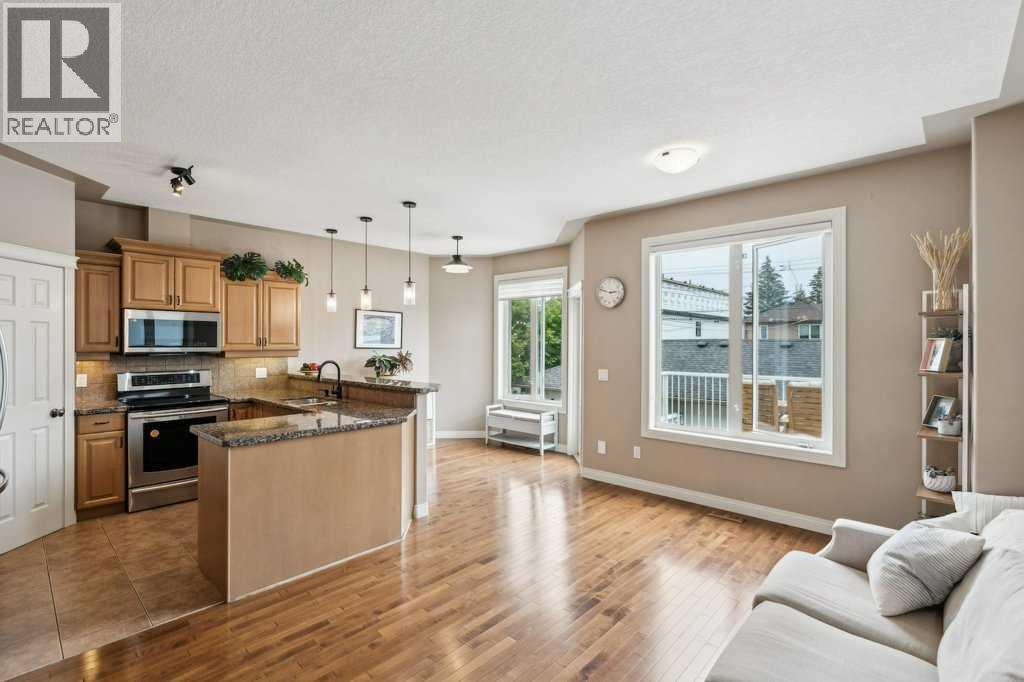 2208 33 Street Sw, Calgary, Alberta  T3E 2T1 - Photo 11 - A2256657