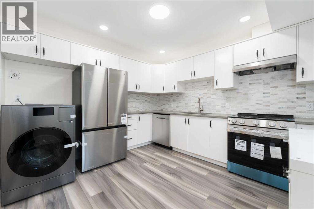 28 Henefer Road Sw, Calgary, Alberta  T2V 3B4 - Photo 5 - A2257870