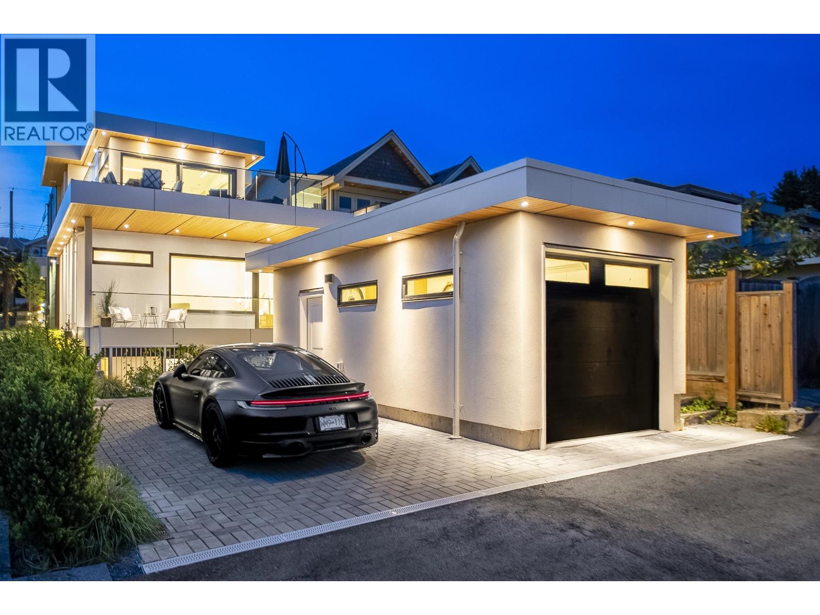 1236 DUCHESS AVENUE, West Vancouver, British Columbia