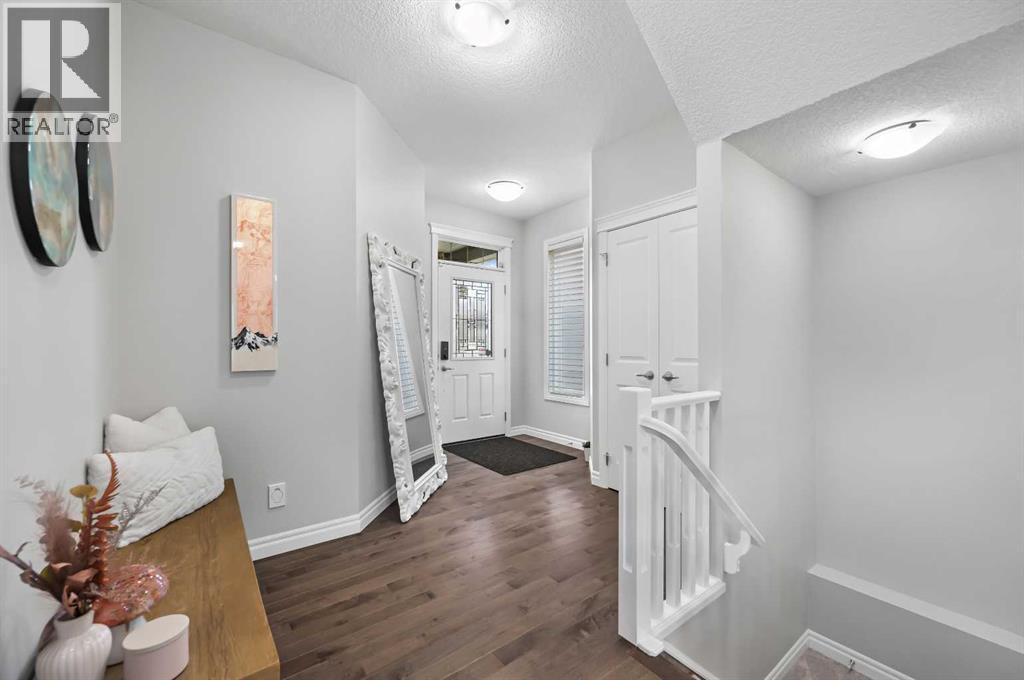 43 Nolancrest Manor Nw, Calgary, Alberta  T3R 0V7 - Photo 3 - A2261727