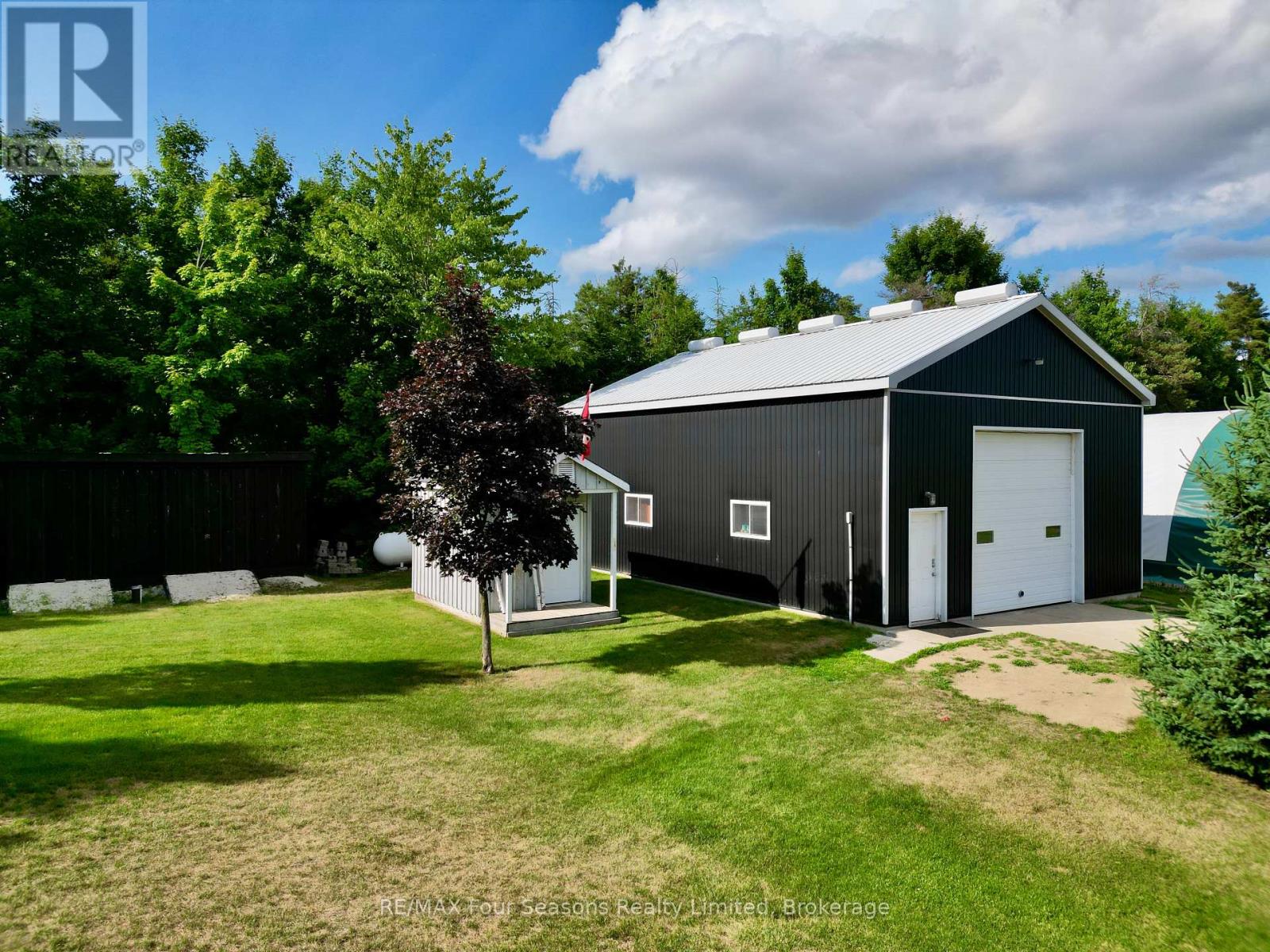 6853 Pine Plains Road, Adjala-Tosorontio, Ontario  L0M 1J0 - Photo 42 - N12446232