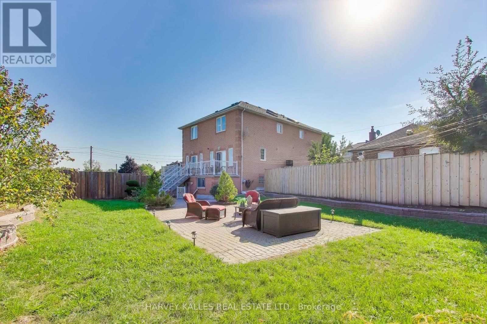 4 Corbett Avenue, Toronto, Ontario  M6N 1V1 - Photo 21 - W12446353